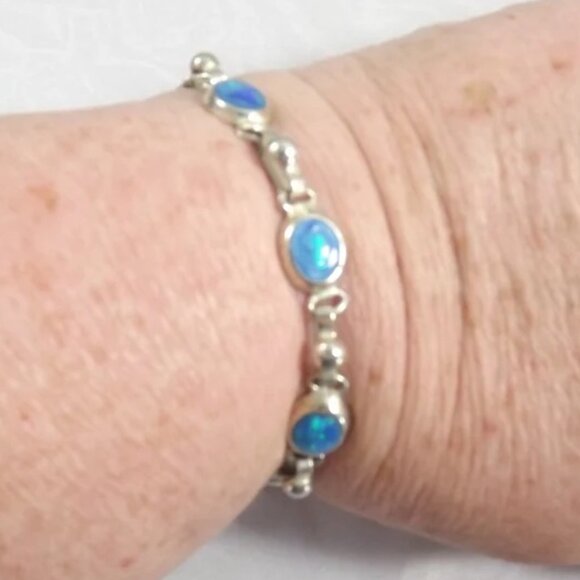 Mexican Blue Fire Opal 925 Sterling Silver Link Bracelet - Picture 10 of 10